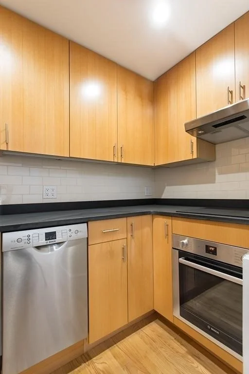 107 N St, South Boston