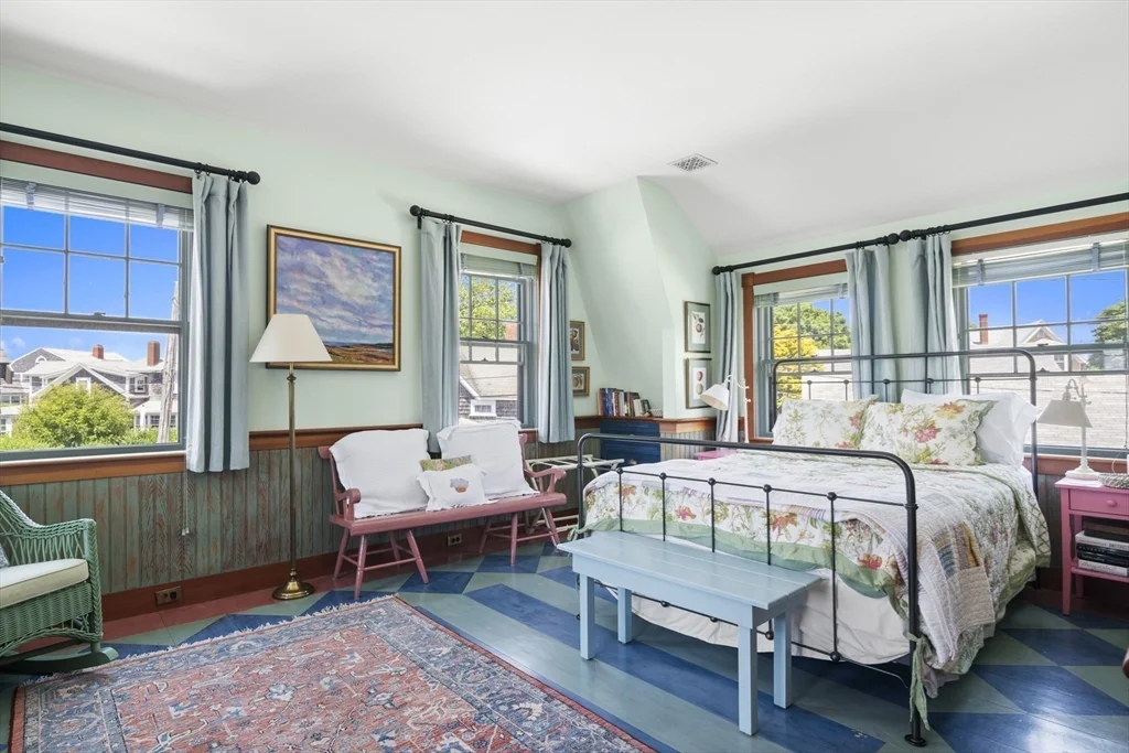 21 Mckinley, Nantucket