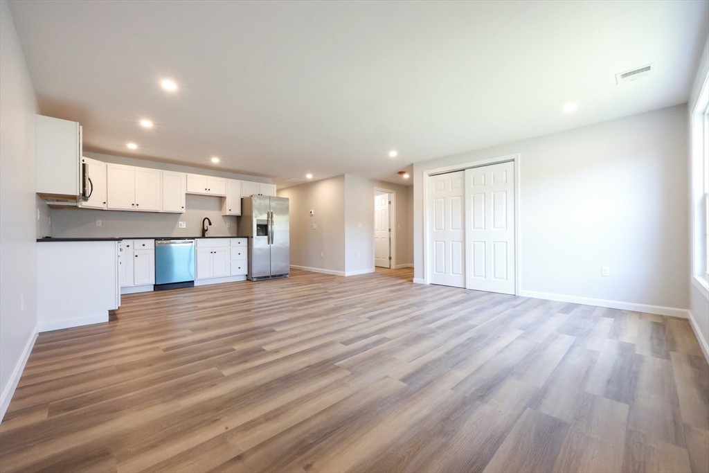 218R South, Plainville