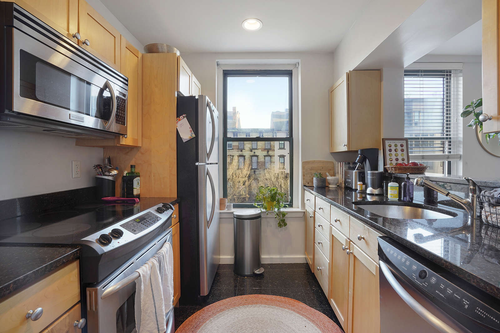 1661 Washington St, South End