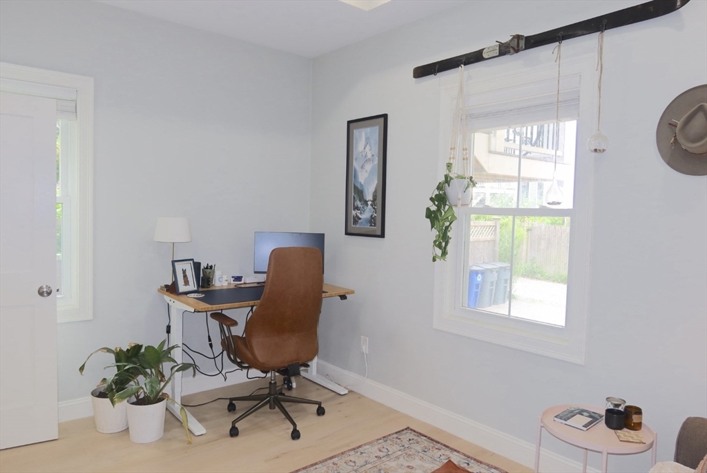 94 Bunker Hill, Charlestown