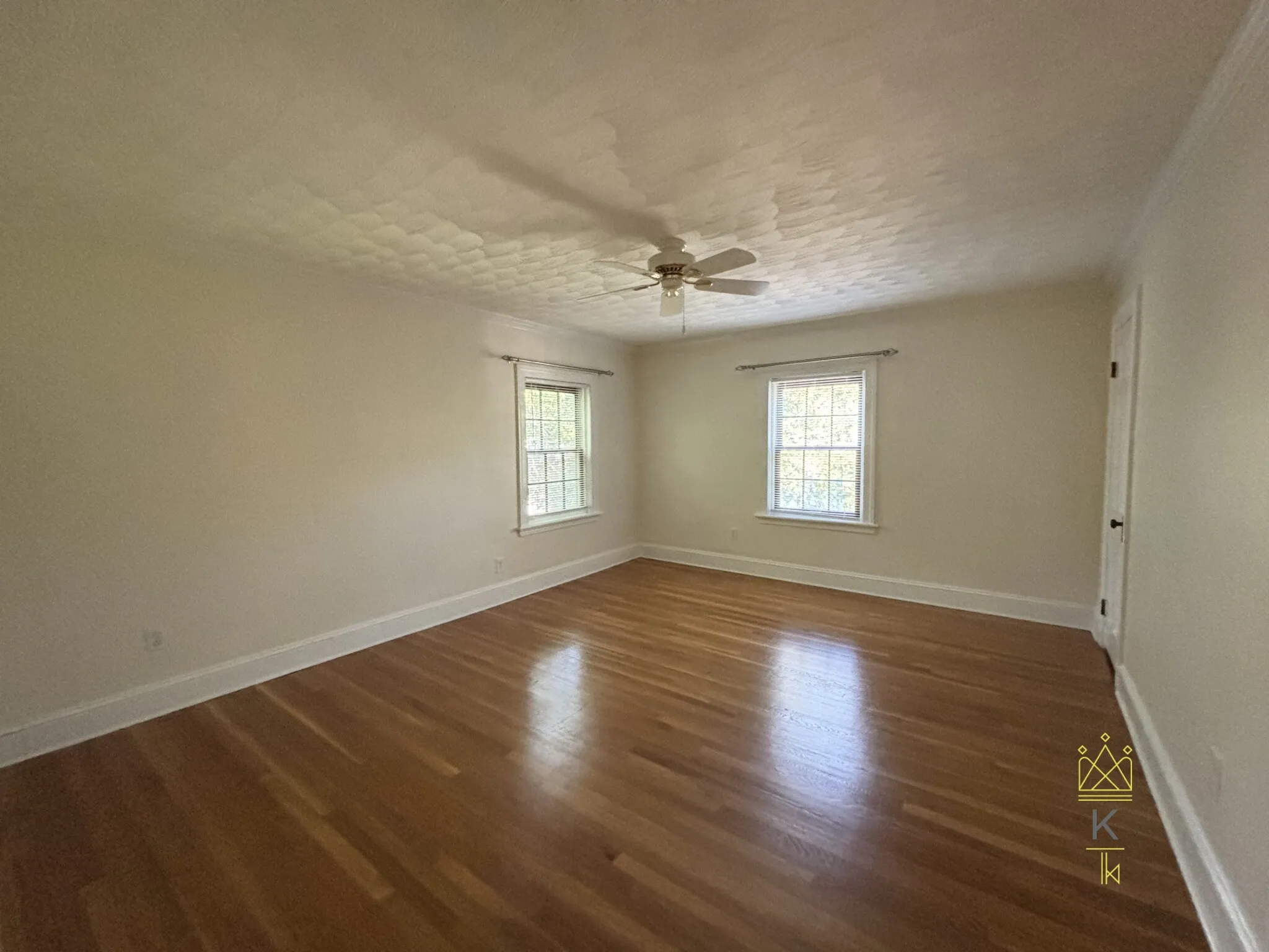 33 Clearwater Rd, Chestnut Hill