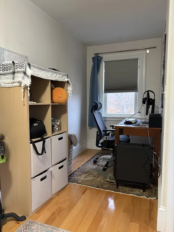 290 Adams St, Abington