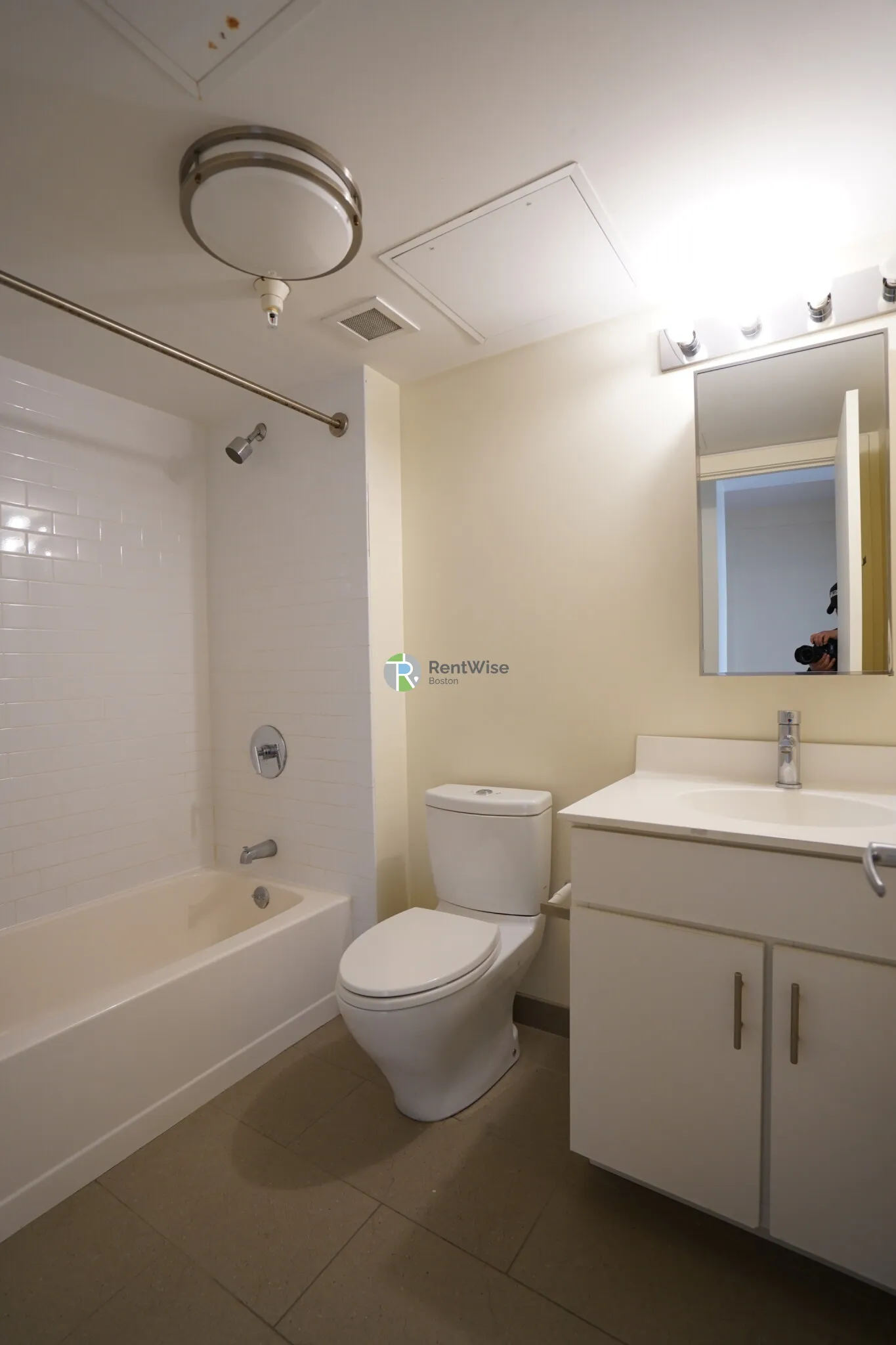 8 Winter St, Downtown