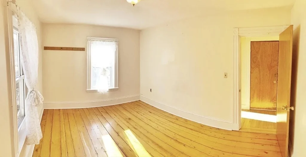 308 Belmont St, Quincy