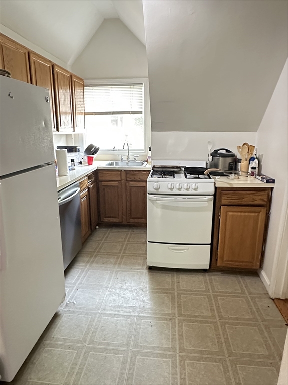 27 Orkney Rd, Brighton