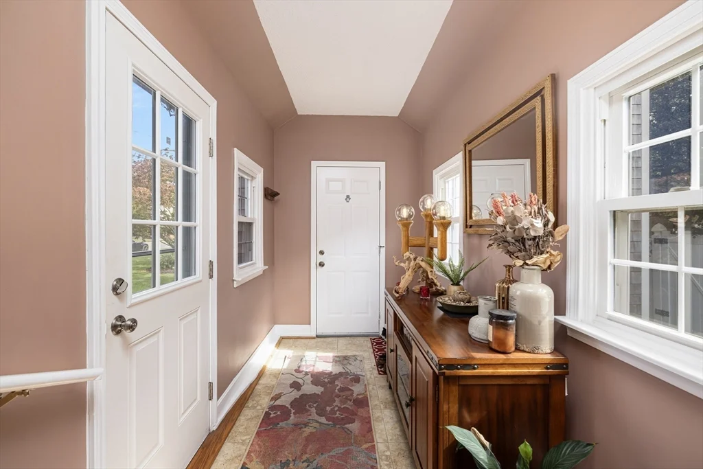 42 Fairmount St, New Bedford