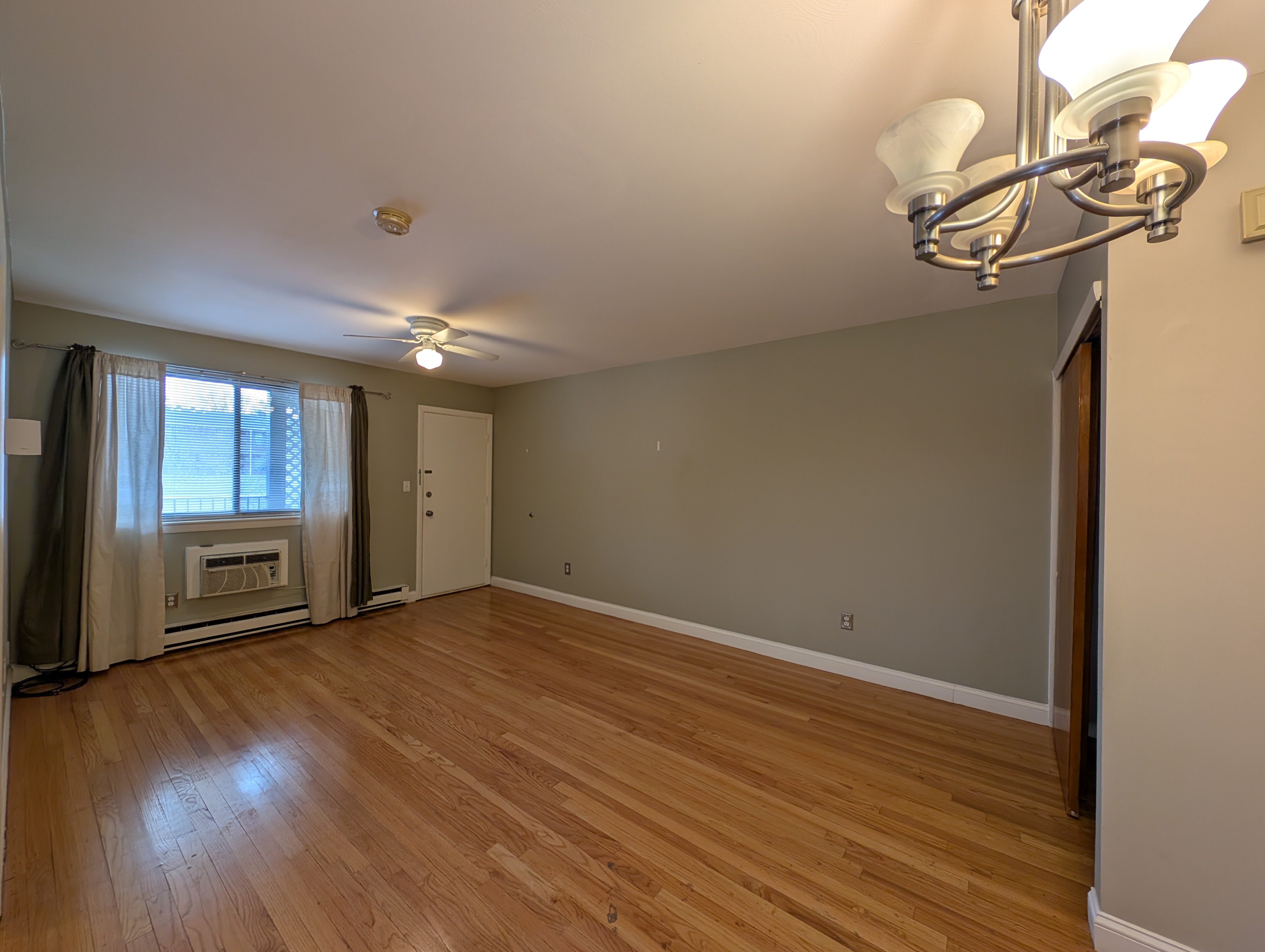 19 Arizona Ter, Arlington