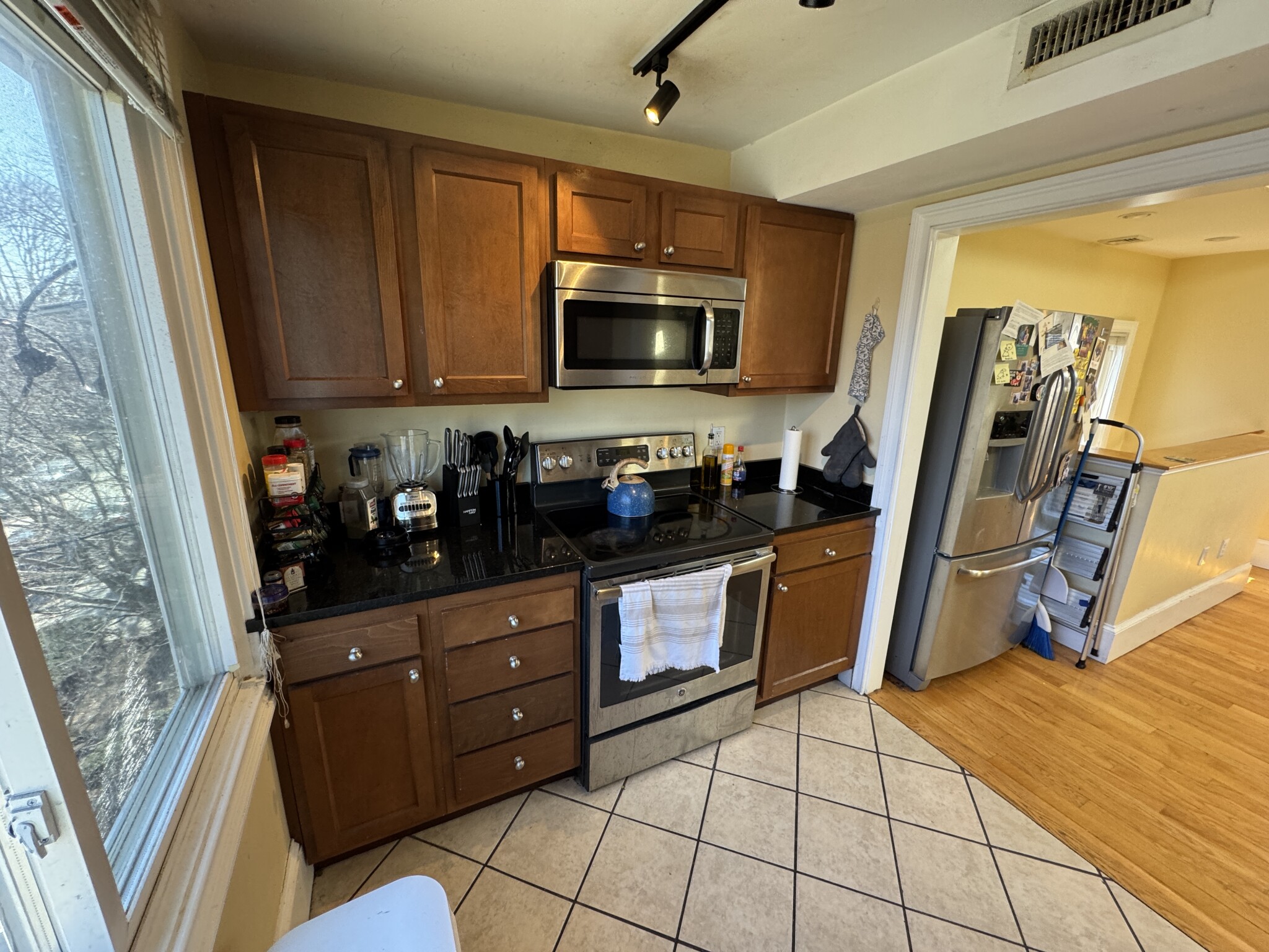 208 Holland St, Teele Square