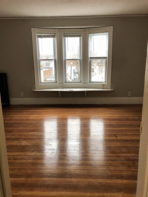 11 Banks St, Waltham