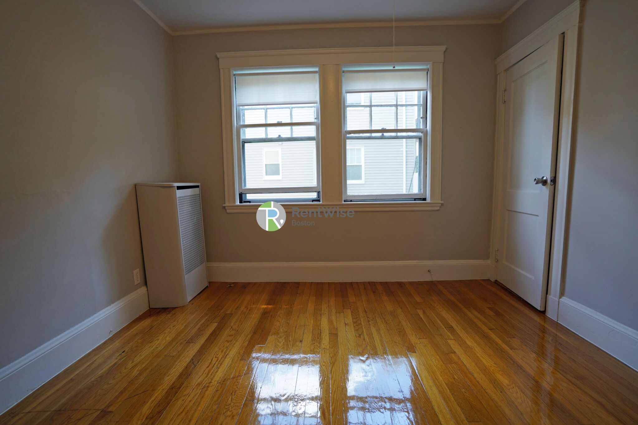 136 Arlington St, Oak Square