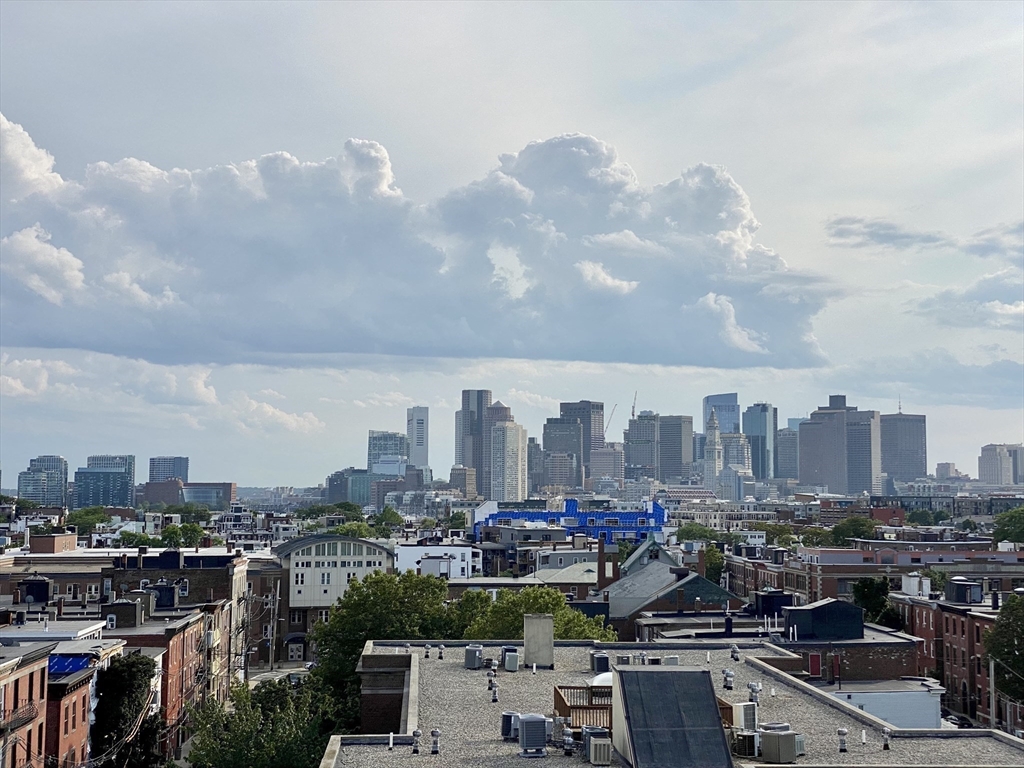 156 Porter St, East Boston