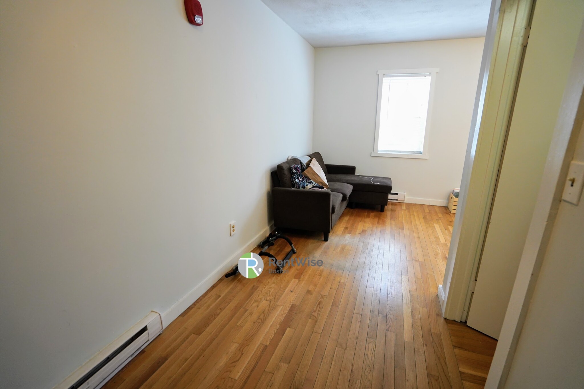 4 Schrepel Pl, South Boston