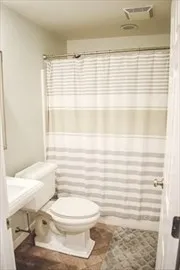 819 East 6th St, South Boston