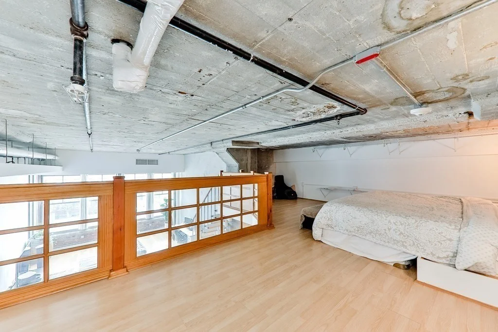 156 Porter St, East Boston
