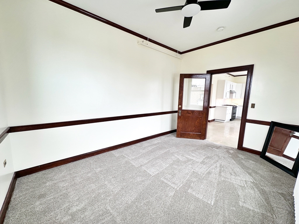 154 Maverick St, East Boston