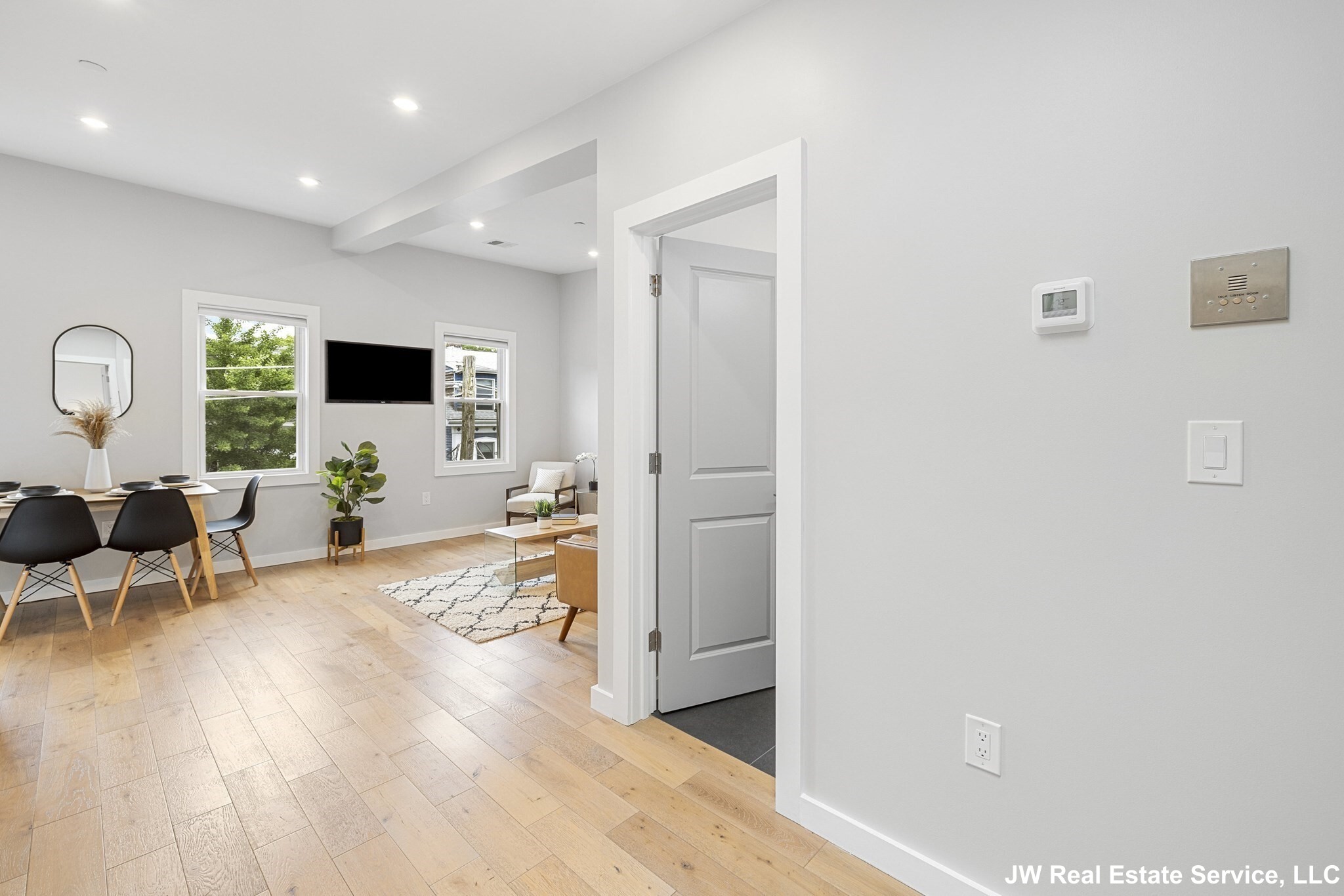 338 Hurley St, East Cambridge