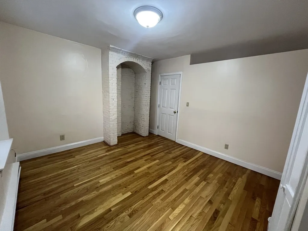 414 Massachusetts Ave, South End