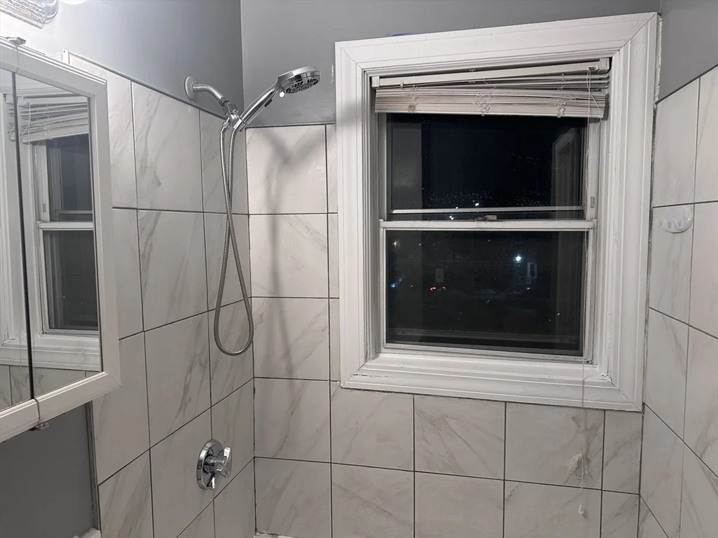 10 Choate, Fall River