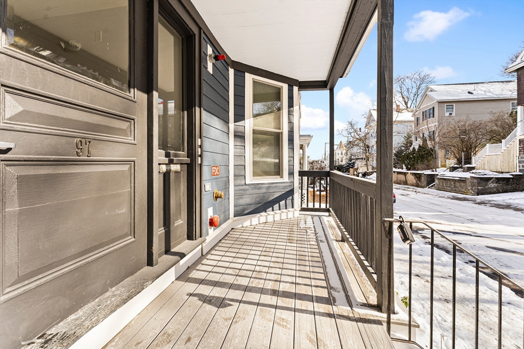 97 Hillside St, Mission Hill