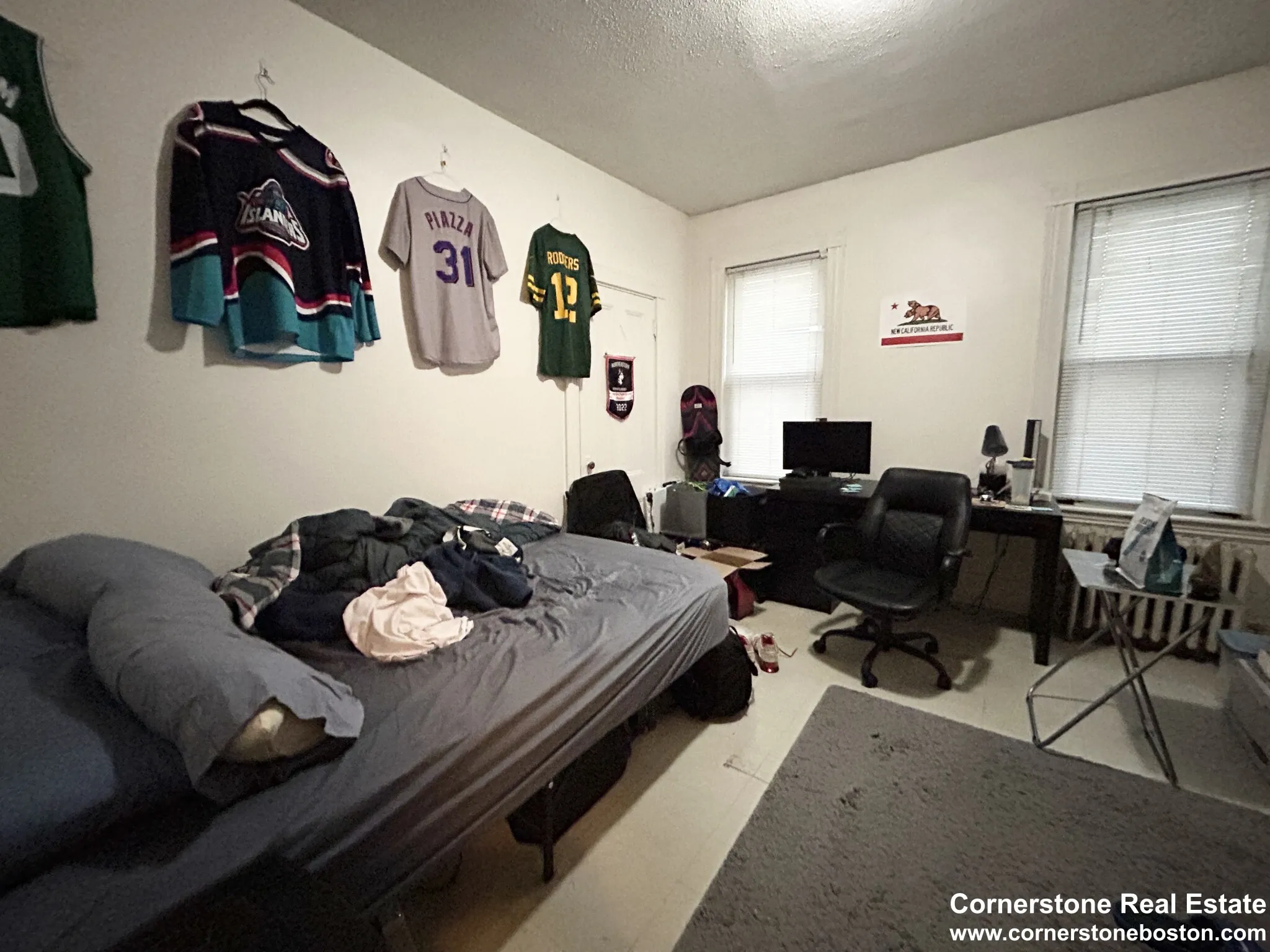 55 Hillside St, Mission Hill