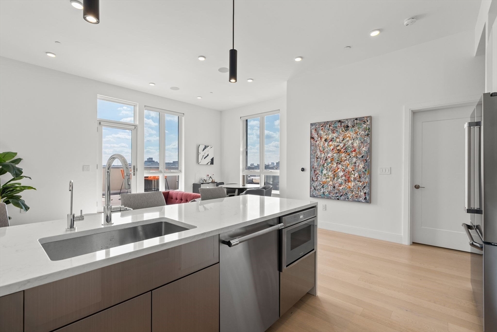 20 W 5th, South Boston