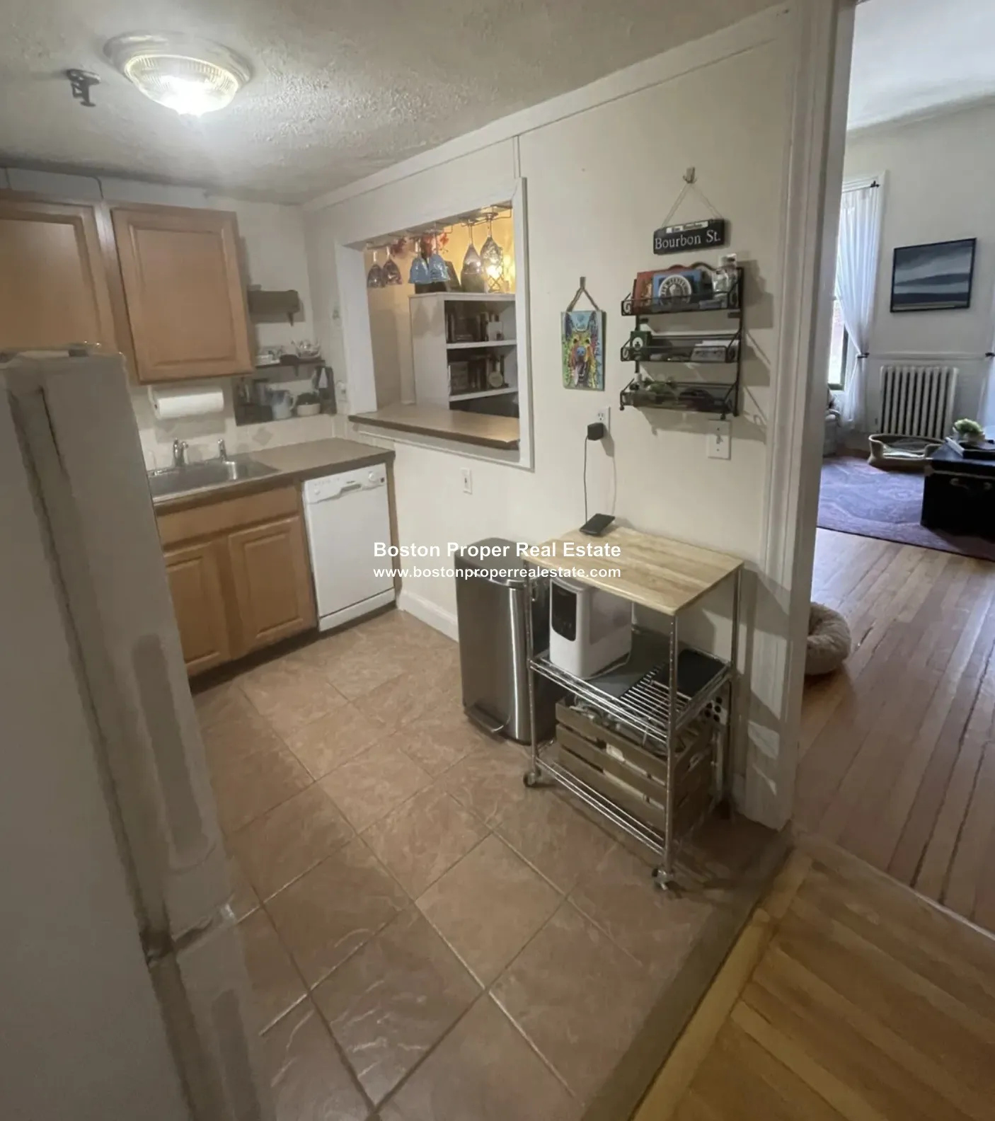 16 Hereford St, Back Bay