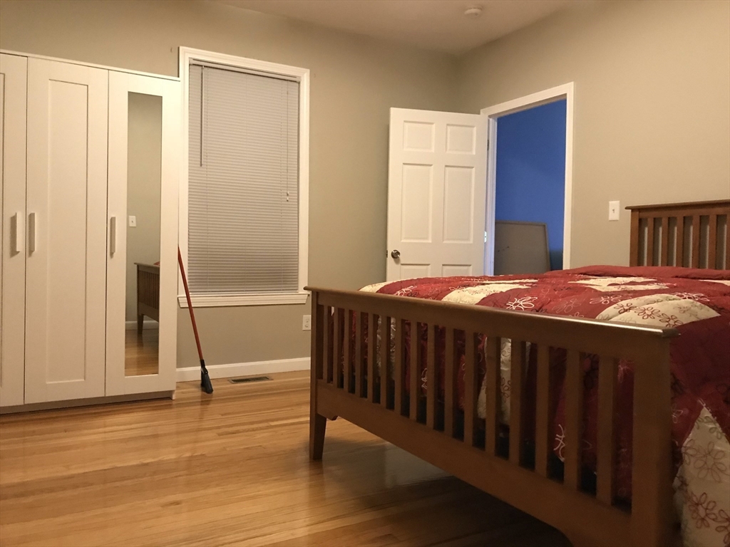 49 Paradise Rd, Swampscott