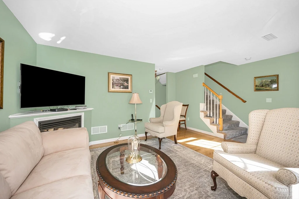 262 Littleton Rd, Chelmsford