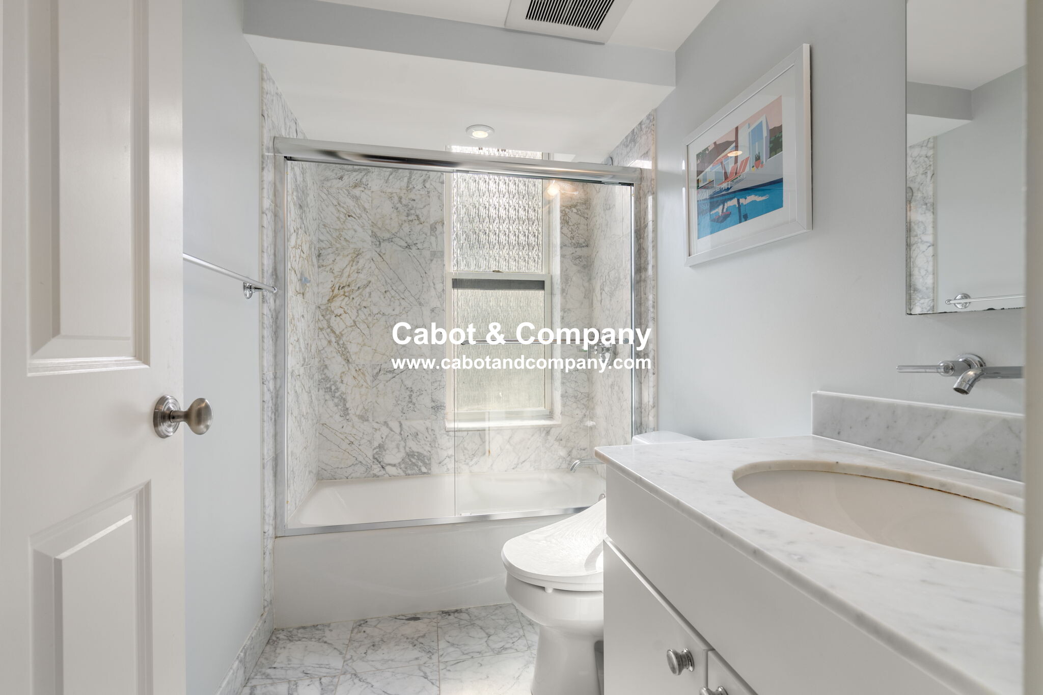 294 Newbury St, Back Bay