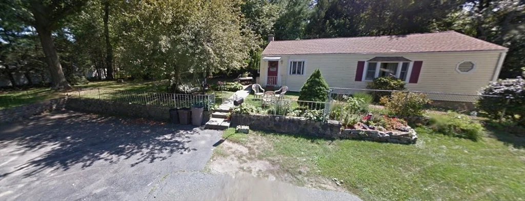 5 Lakeview Ave, Peabody