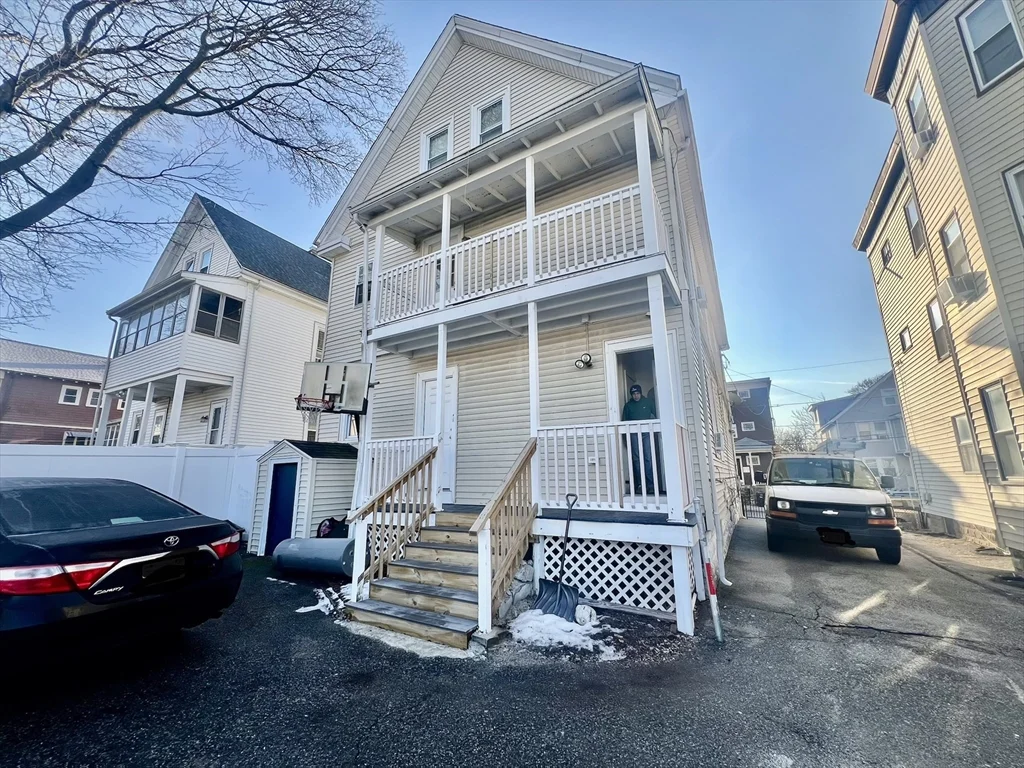 41 Pearl St, Everett