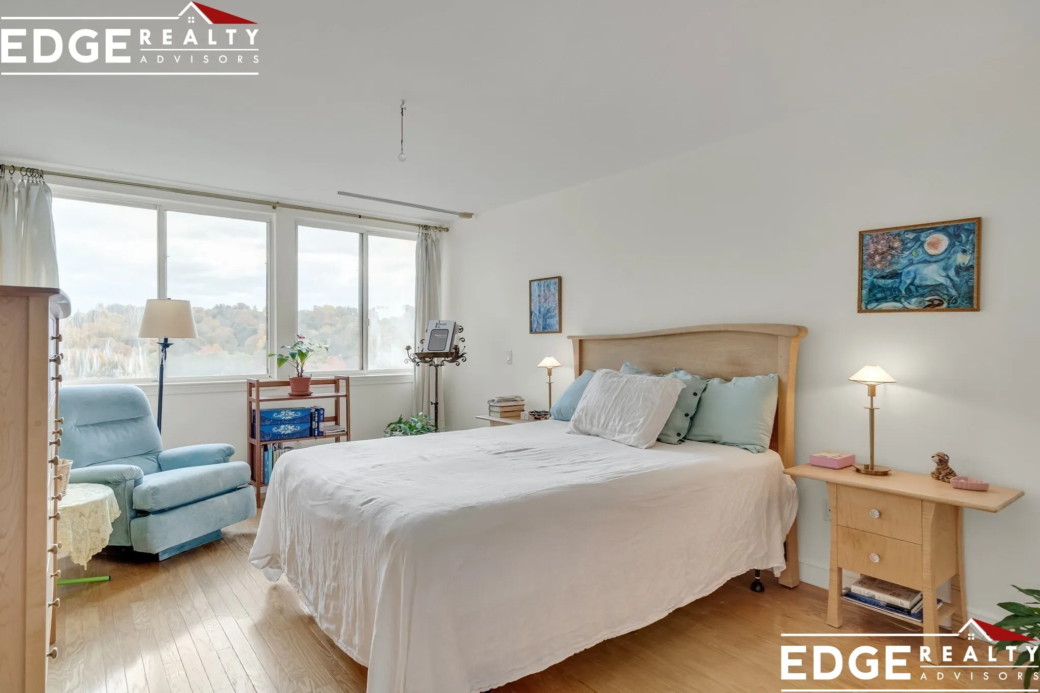 19 Regent Circle, Brookline