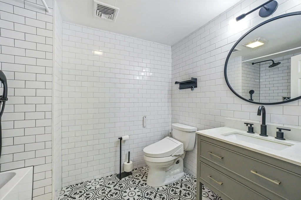 6 Montaup Rd, Sharon