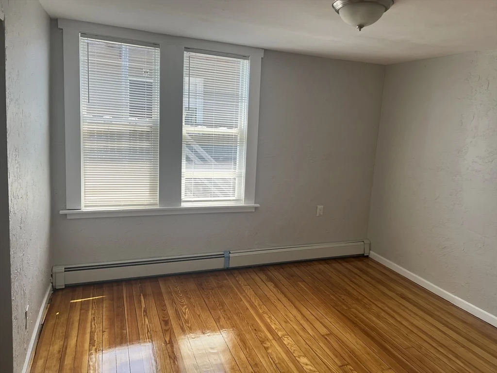 27 Warren Ave, Malden