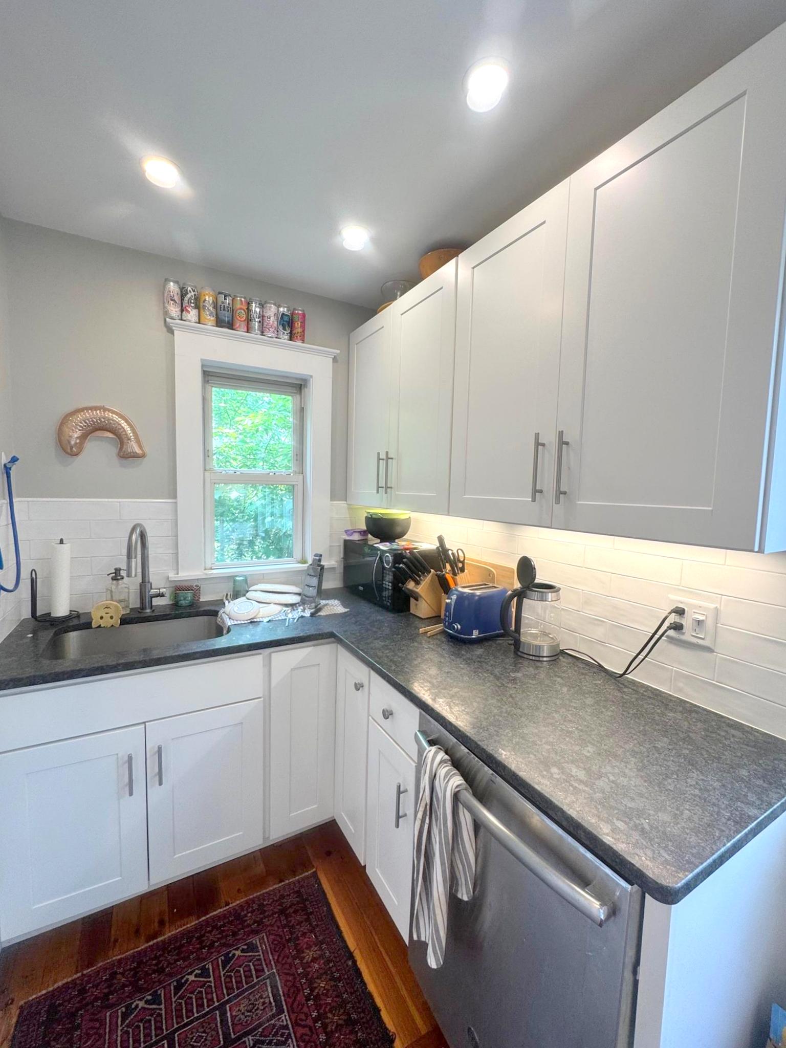 16 Corinthian Rd, Tufts