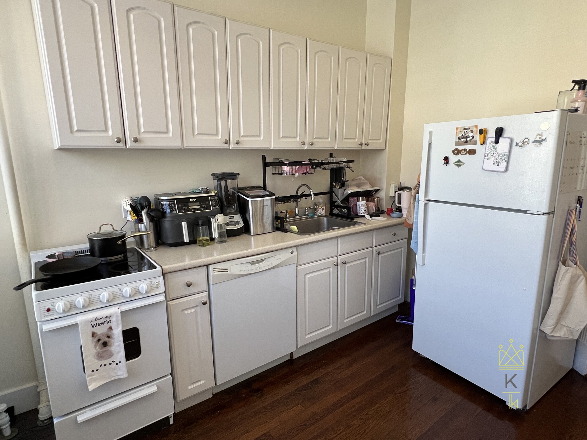 1963 Commonwealth Ave, Brighton