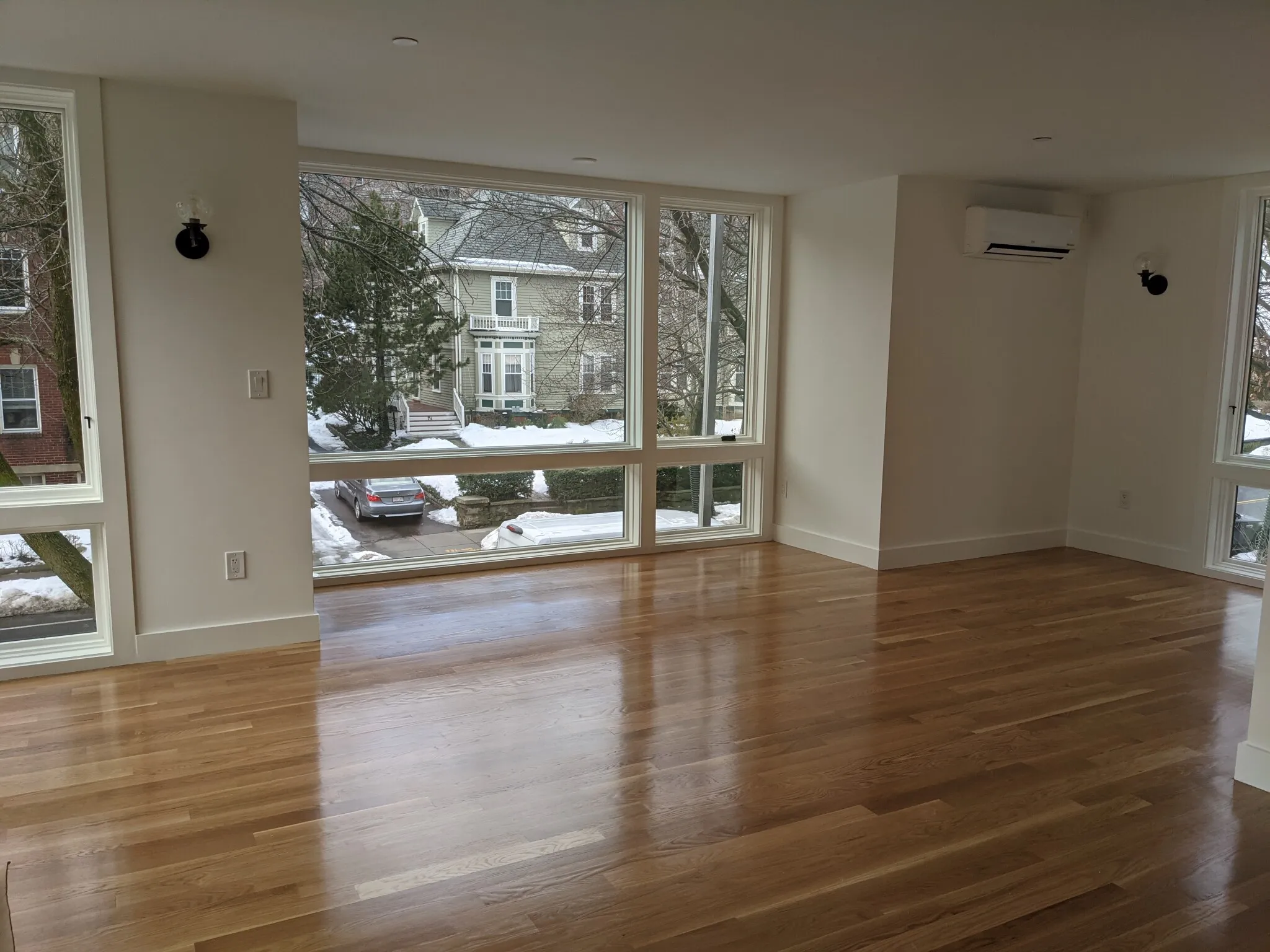 71 Winchester St, North Brookline