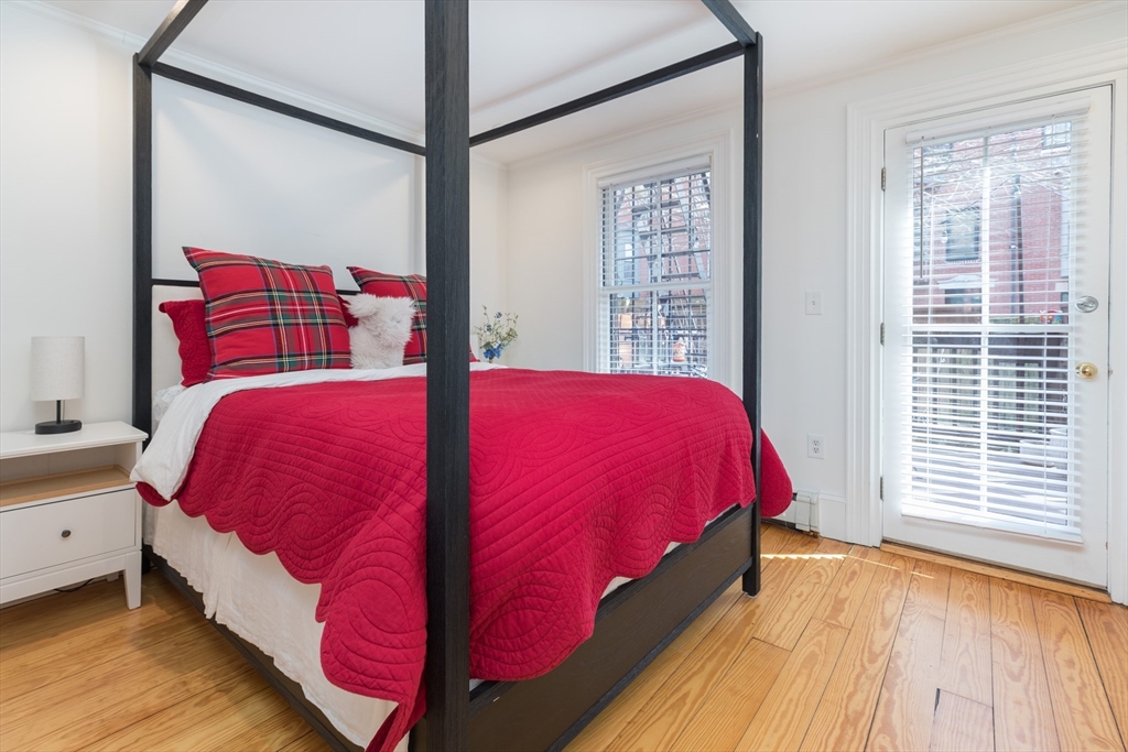 94 Appleton, South End