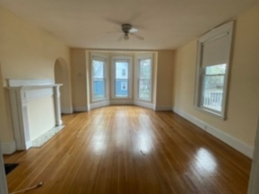 84 Walker St, Newtonville