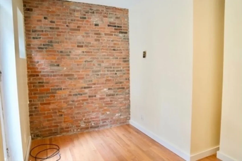 601 Tremont St, Back Bay