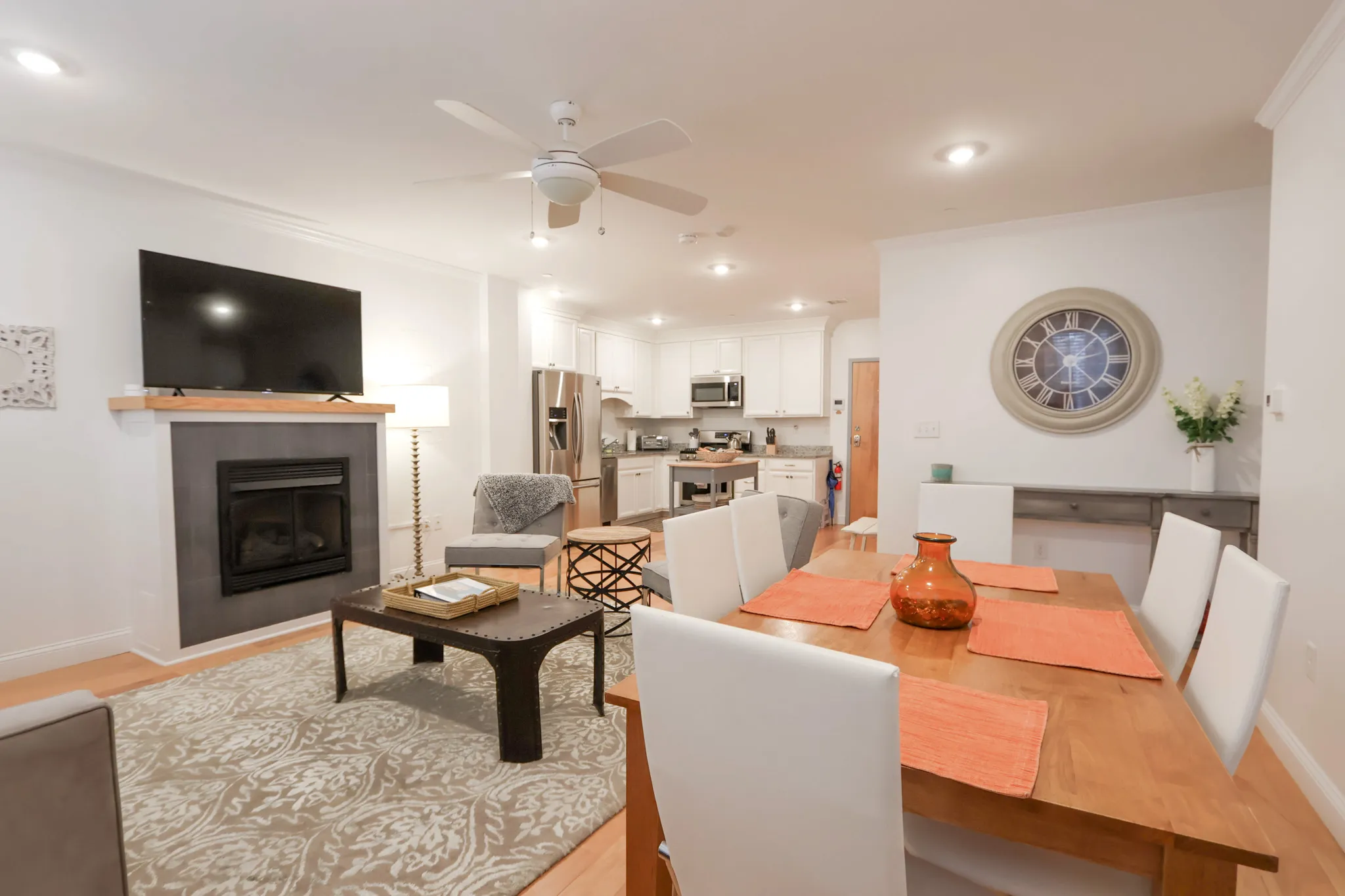 1008 Tremont St, Roxbury