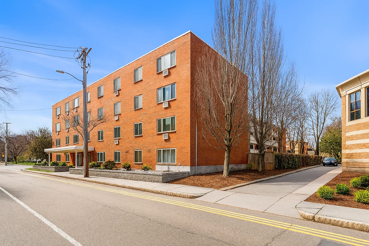 50 Green St, Coolidge Corner