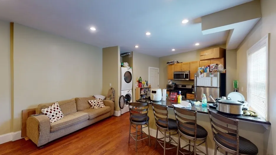 344 Centre St, Jamaica Plain