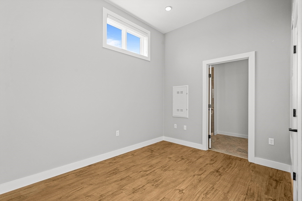 524 Main St, Melrose