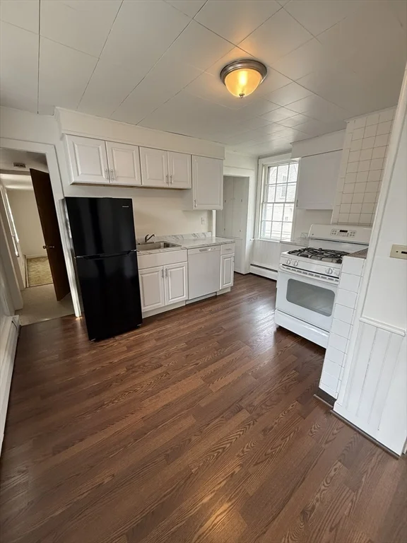 32 Mount Pleasant St, Rockport