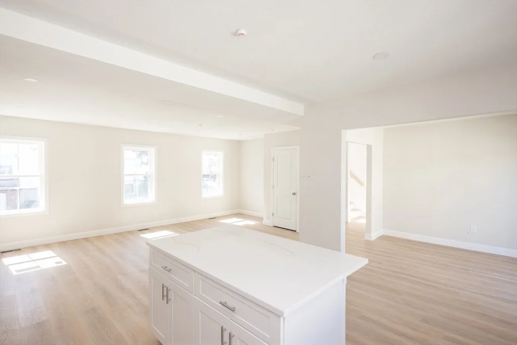 17-A Mott St, Worcester