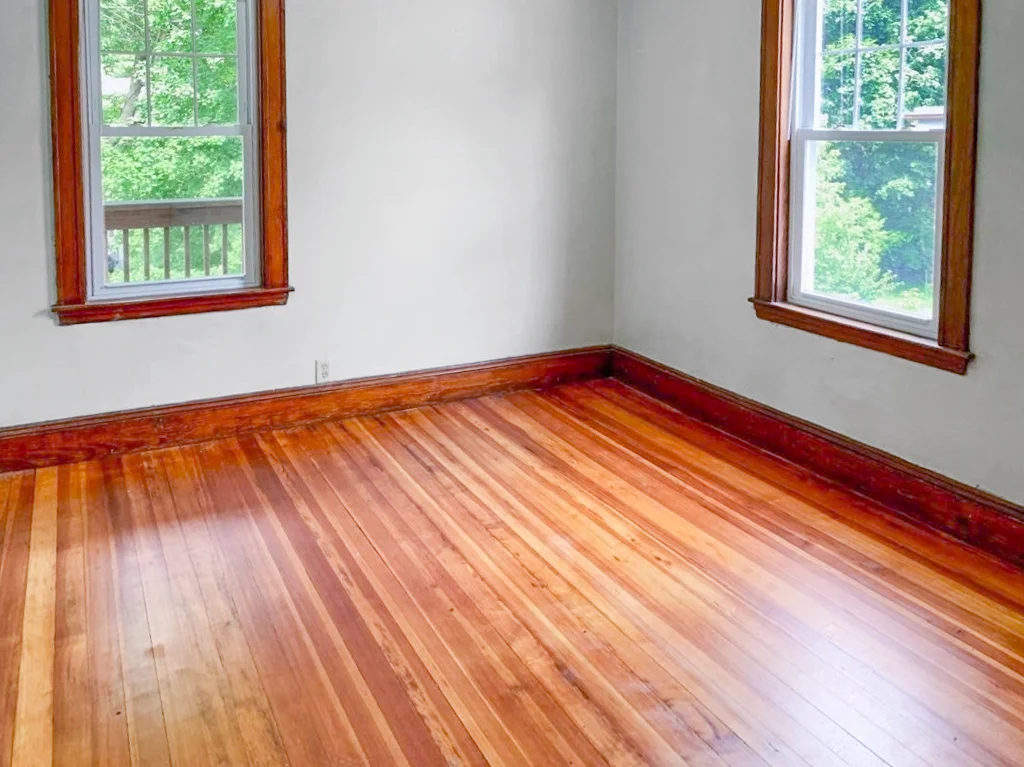 8 Wyvern St, Jamaica Plain