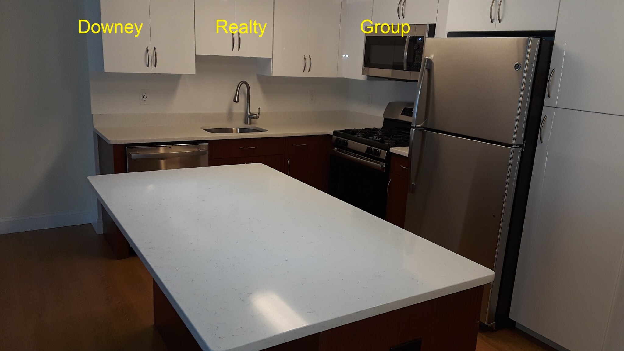 14 Temple St, Framingham