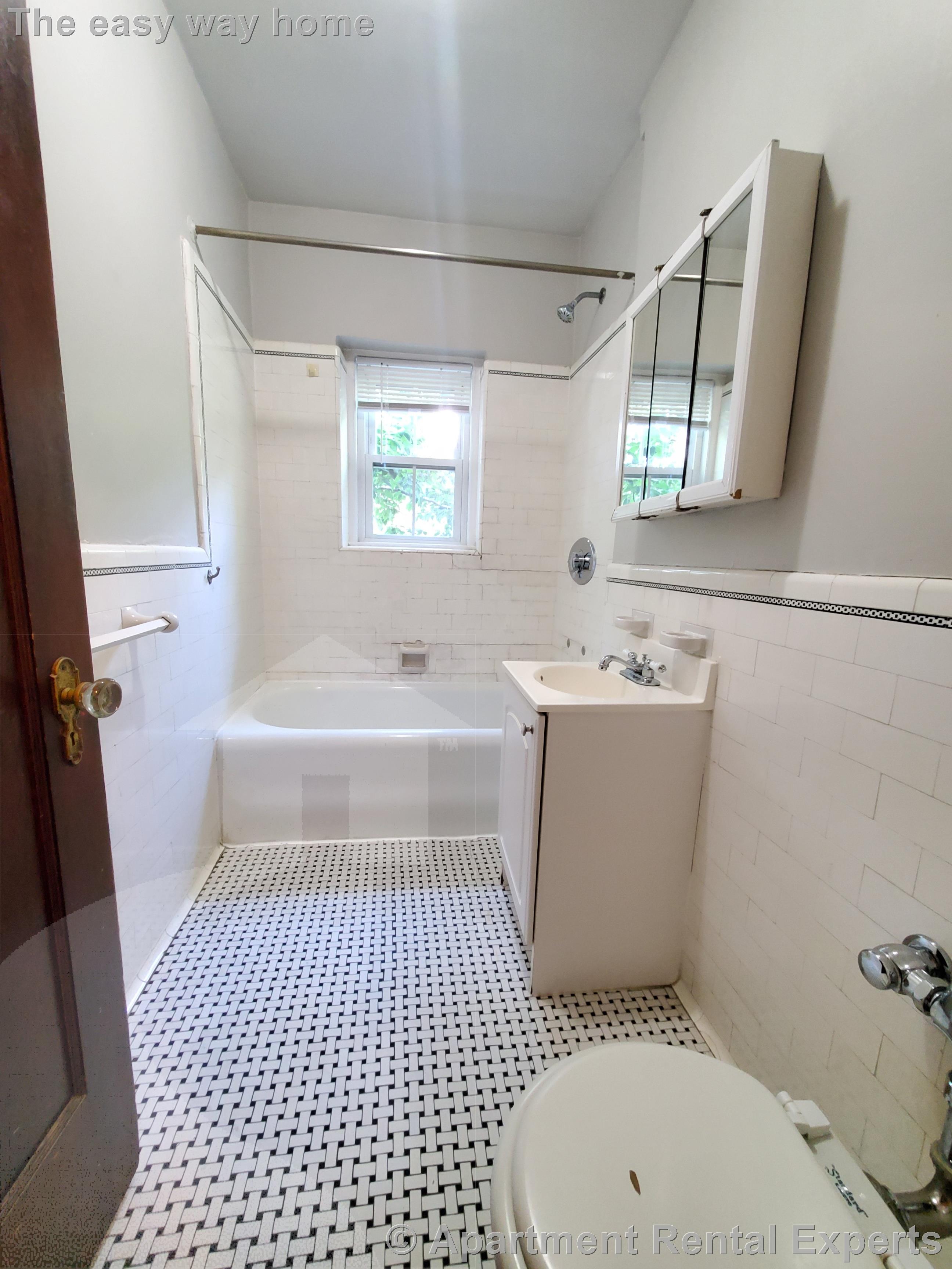 119 College Ave, Davis Square